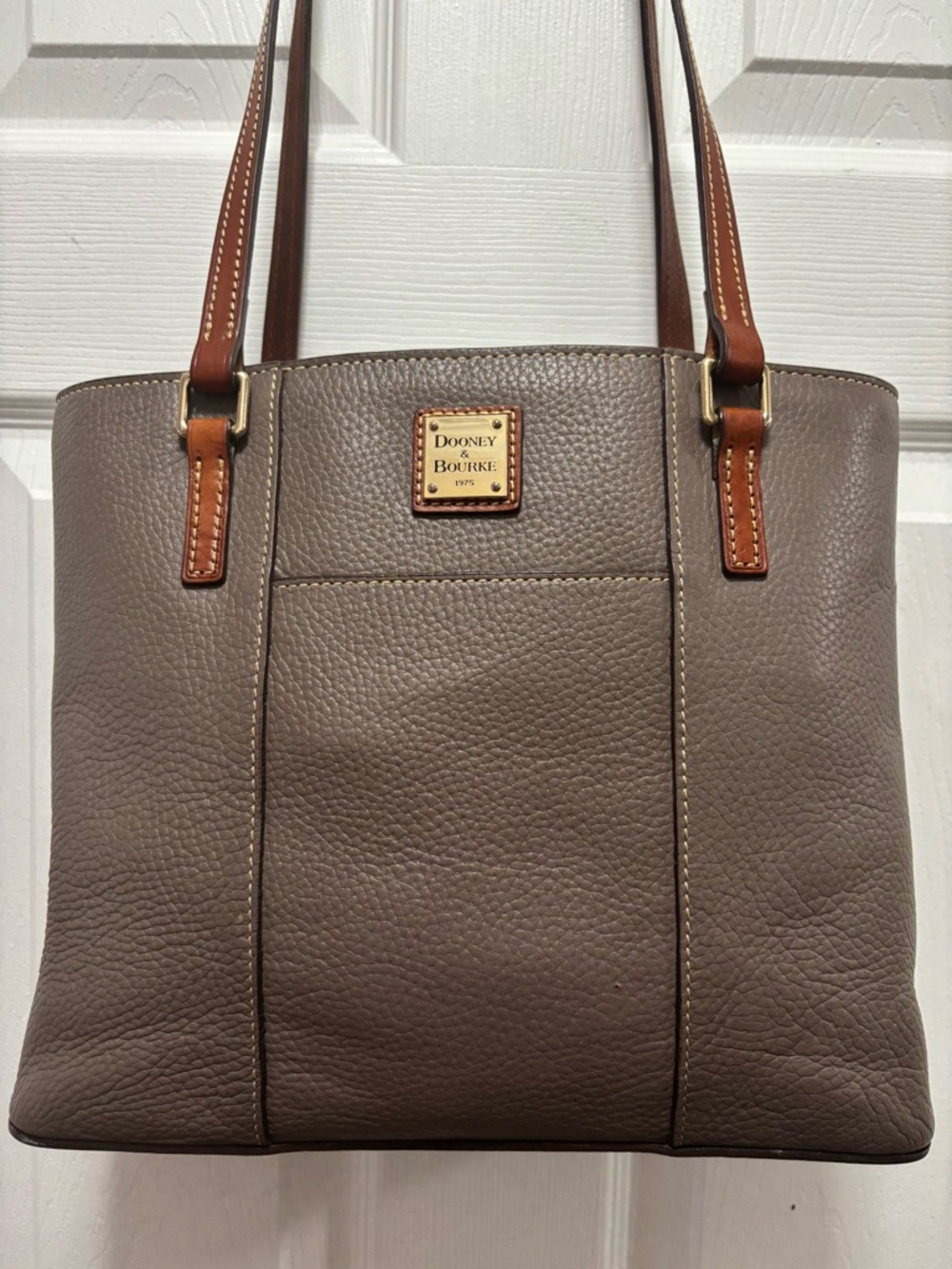 Dooney & Bourke Lexington Shopper Pebbled Leather in Elephant Zip Top Tote EUC